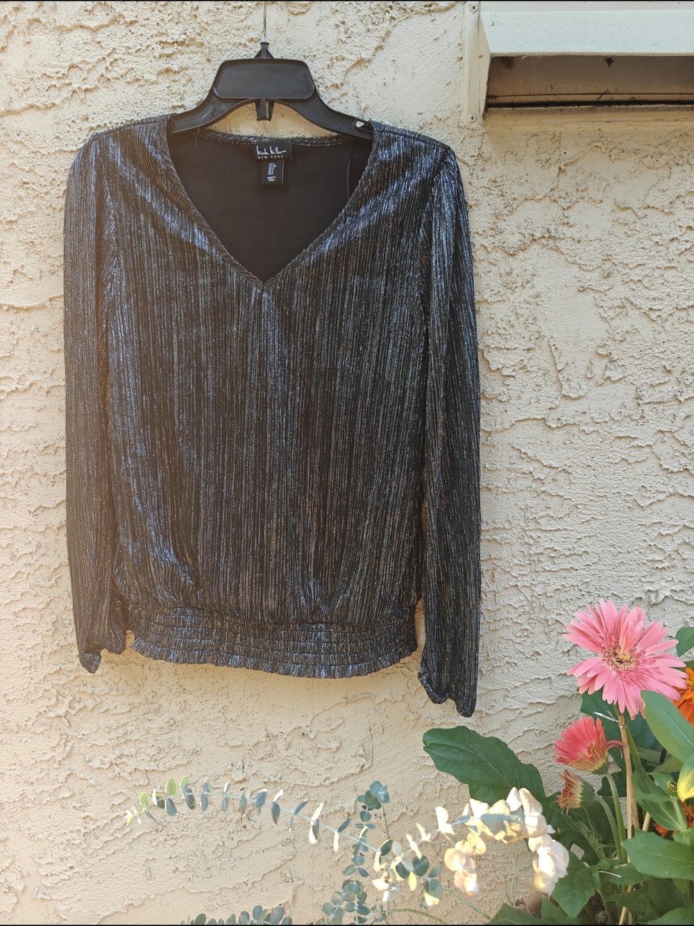 Nicole miller Shimmery Black V-Neck Long Sleeve Top